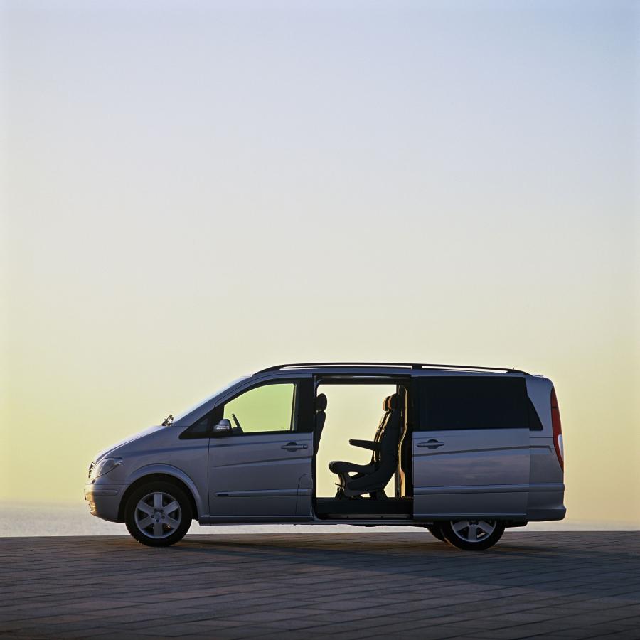  Mercedes-Benz Viano 2004 года  (фото 183 из 234)